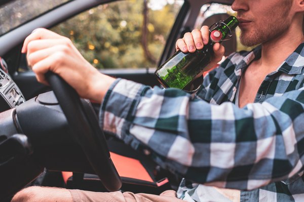 Alcool au volant : risques graves et conseils essentiels